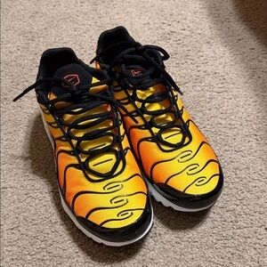 Nike Air Max Size 7 youth